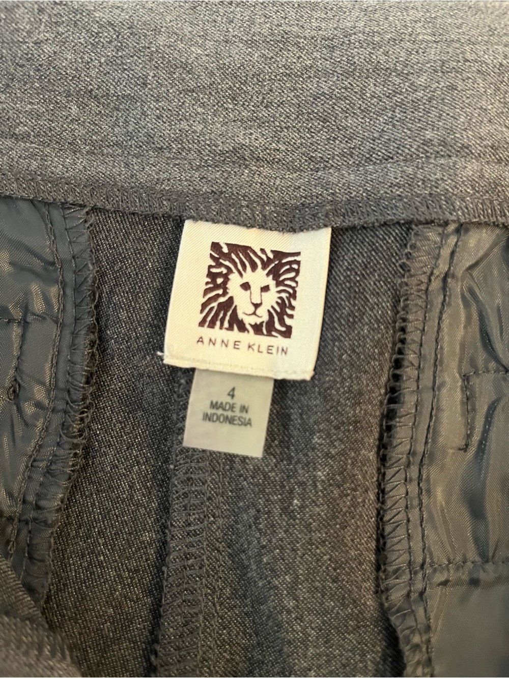 Anne Klein gray pants ankle